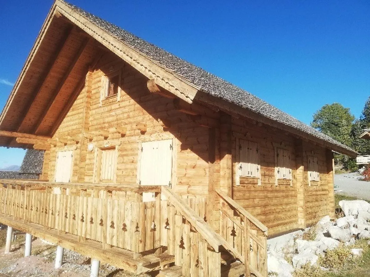 Chalet 6 Pers Avec Piscine & Parking, La Joue Du Loup - Fr-1-504-638 Saint-Étienne-en-Dévoluy 0*,  法国